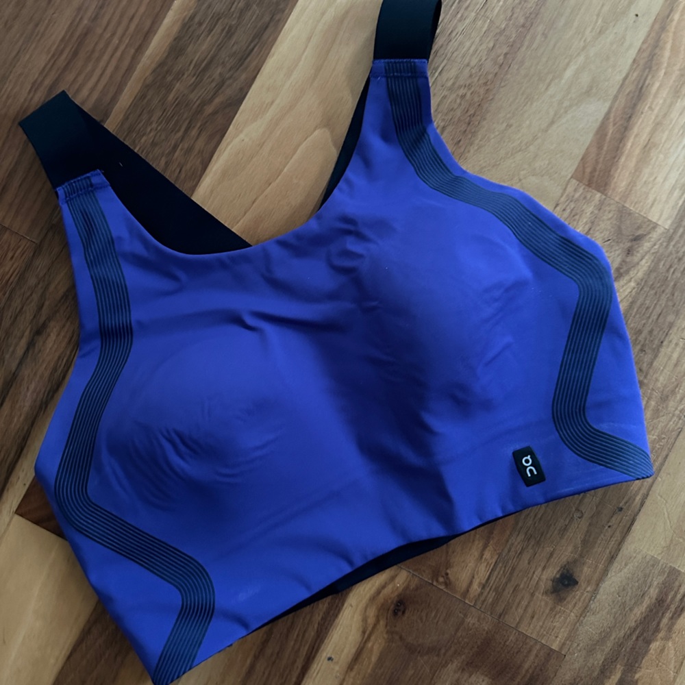 On Running Performance Bra